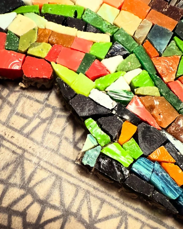 Keep always learning to create my own art💛

#glassart
#art
#handmade
#oneofakind
#artisan 
#glassartist 
#micromosaic 
#stainedglass 
#tiffanyglass 
#mosaic 
#glasspainting 
#engraving 
#micromosaicjewelry 
#handmadejewelry 
#oneofakindjewelry 
#custommade 
#italy 
#firenze